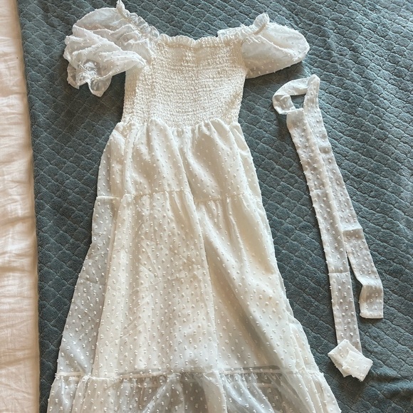Stretchy Maxi Dress in White - Picture 1 of 1